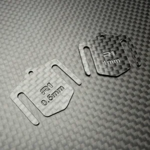 R1 Wurks - Carbon fibre front arm mount shim set - 2 pcs (R1B)