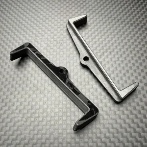 R1 Wurks - Forged Carbon fibre battery mounts - transverse (R1B)