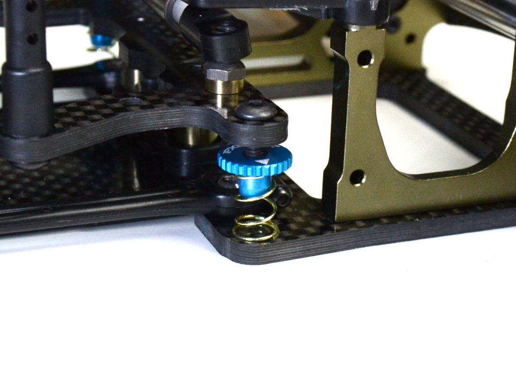 Blue alloy side spring mounts (Tamiya F104 v2)