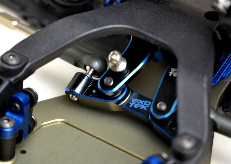Dual Blue and Black 7075 aluminium steering rack (AE B6.3, T6.2 and SC6.2)